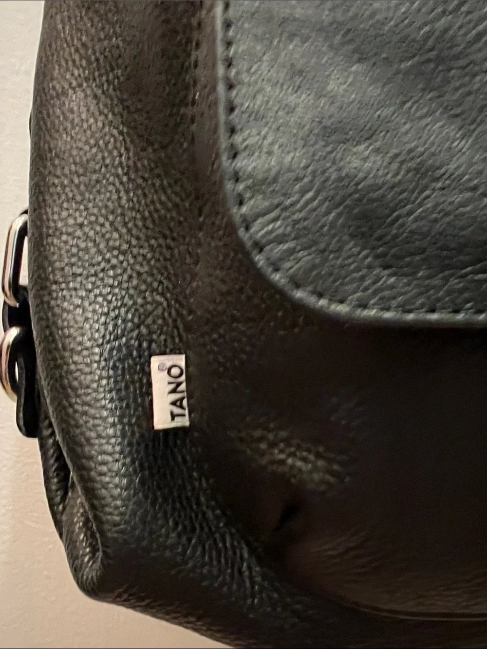 Tano Black Leather Hobo Shoulder Bag - Picture 2 of 9